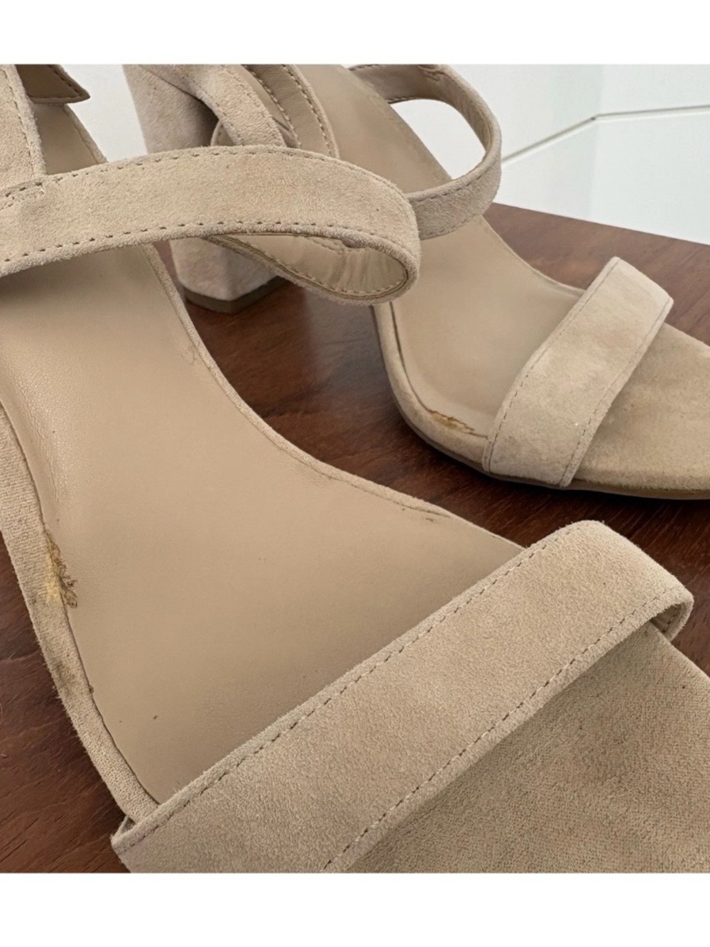 BP Nordstrom Faux Suede Block Heel Tan Sandals Sz 7.5 Summer Party Classic Chic - Picture 4 of 8
